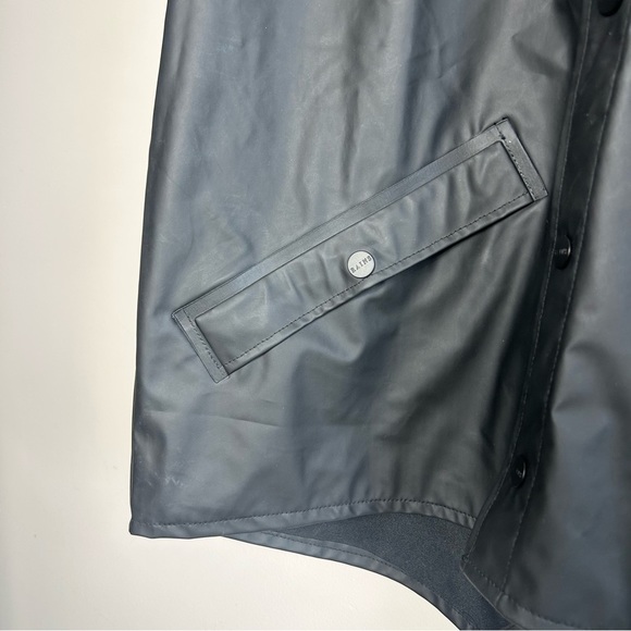 Rains Unisex Black Hooded Rain Jacket Size S-M - Picture 5 of 10
